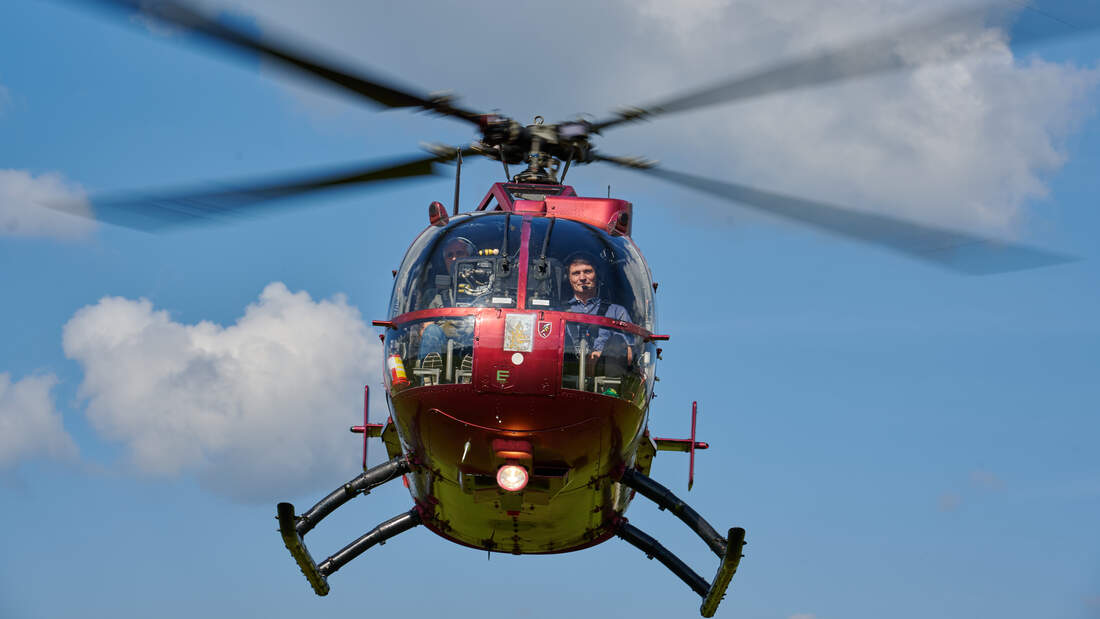 Zwei Männer und ein legendärer Hubschrauber: Rendezvous mit der Ex